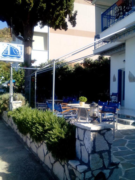 Oceanis Hotel Тирос Экстерьер фото