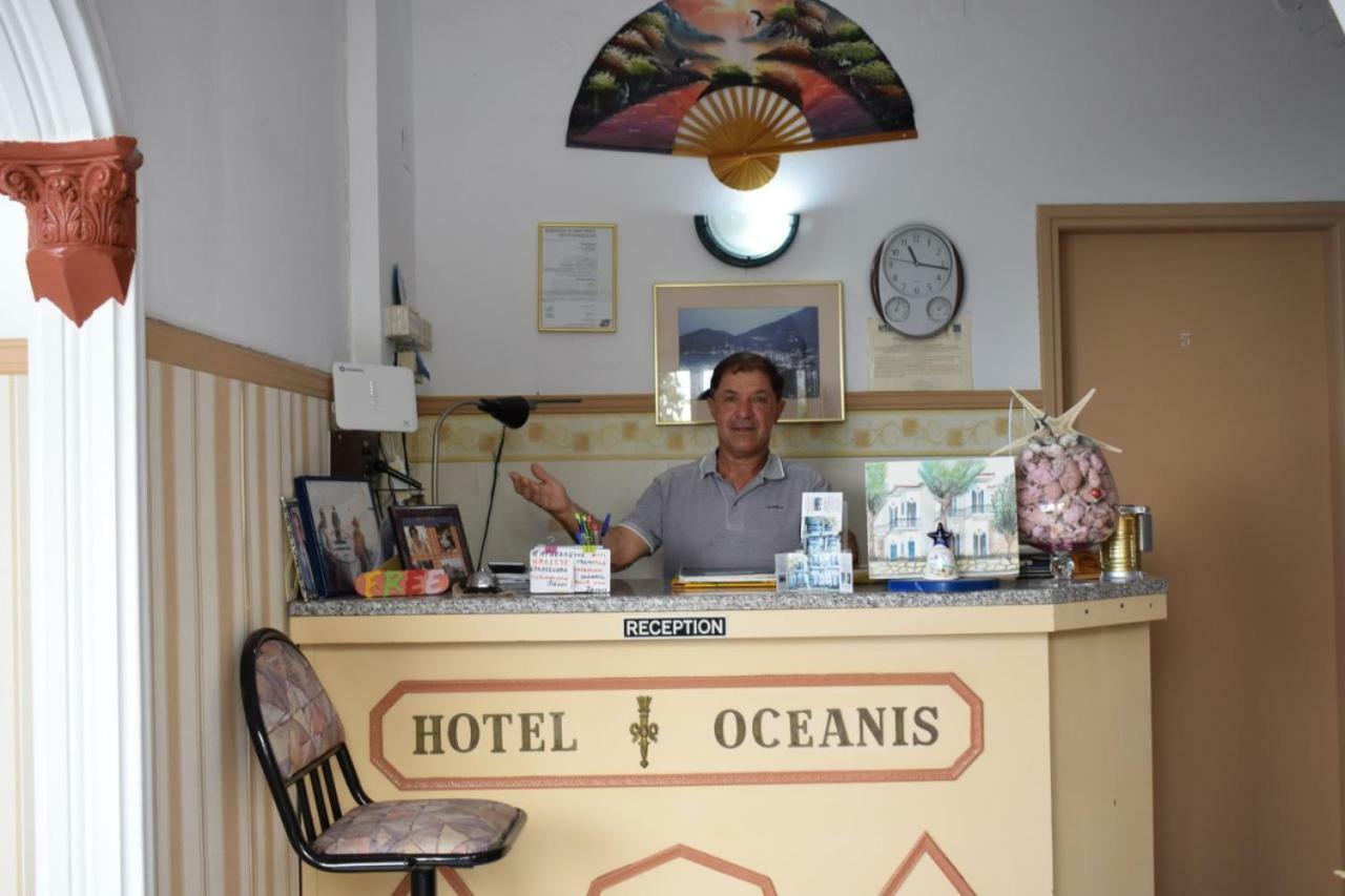 Oceanis Hotel Тирос Экстерьер фото